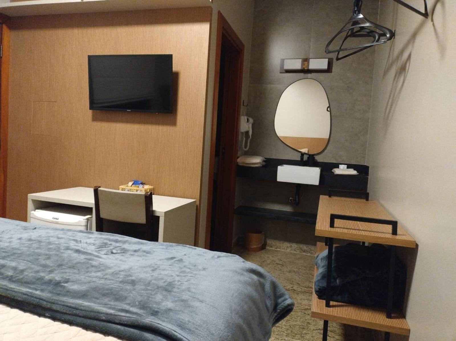Hotel Pousada Santa Rita ريبيراو بريتو المظهر الخارجي الصورة