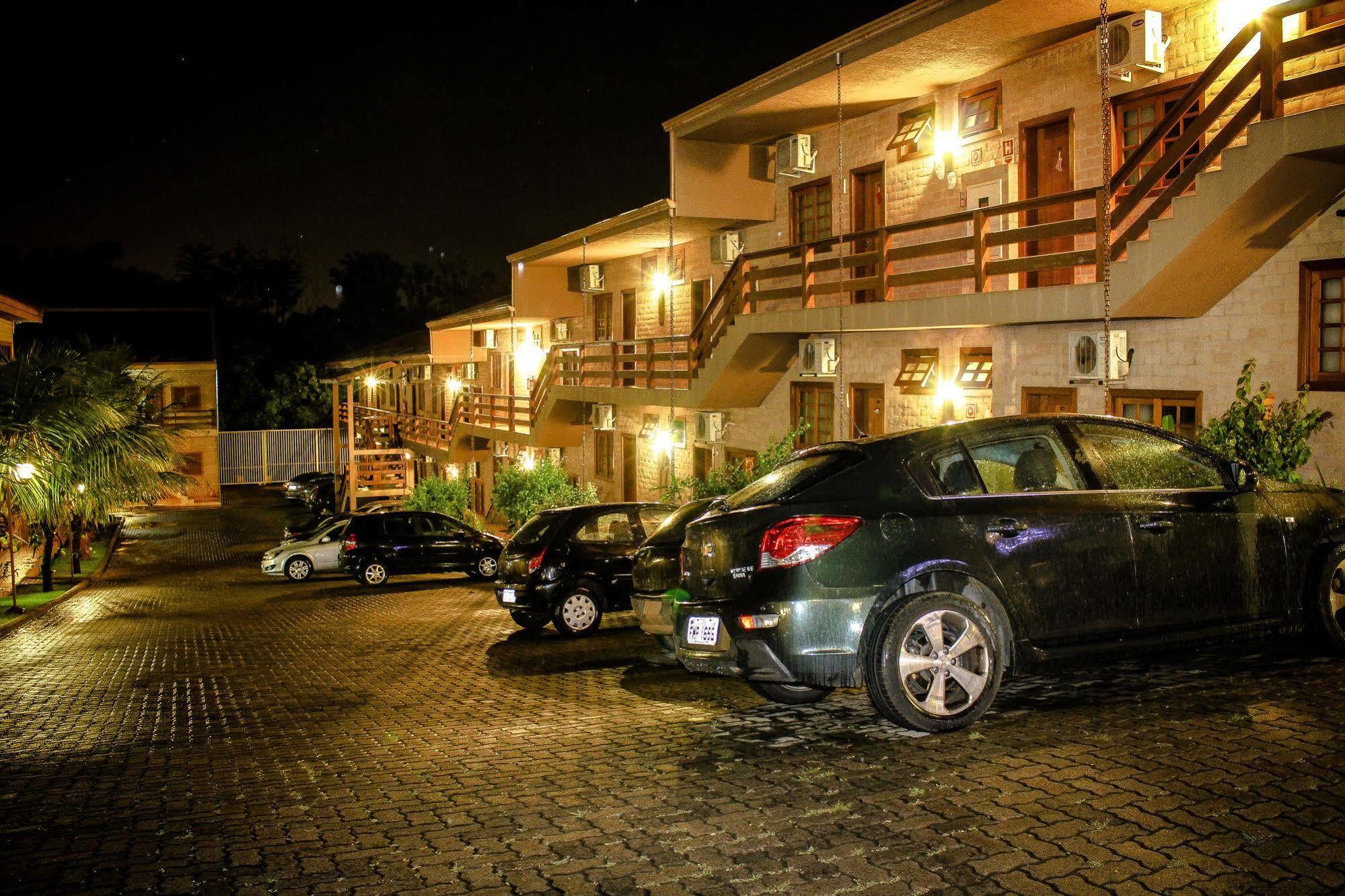 Hotel Pousada Santa Rita ريبيراو بريتو المظهر الخارجي الصورة